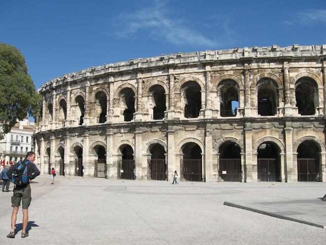 Nîmes