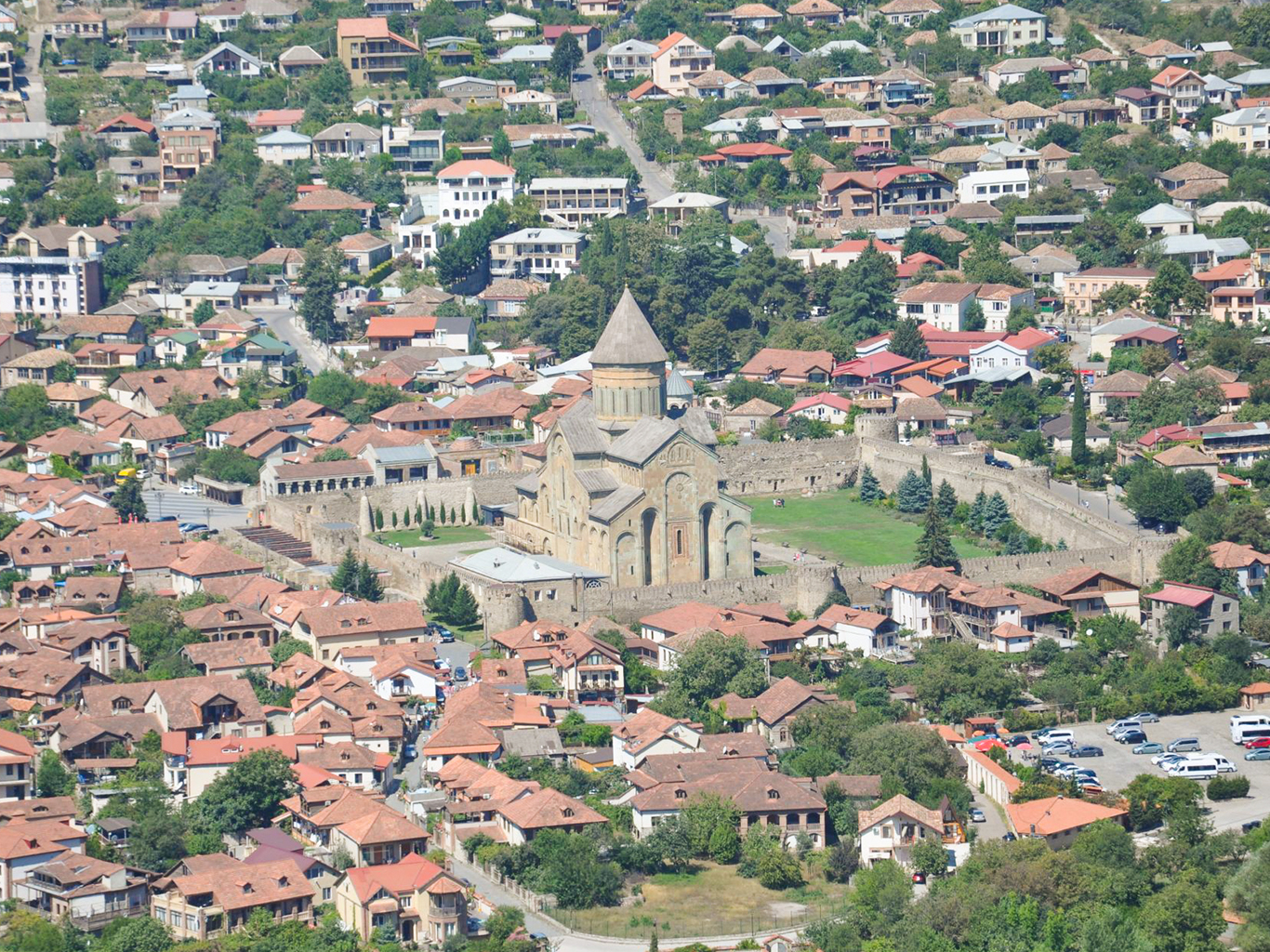 Katedrála Sveticchoveli leží v Mcchetě, bývalém hlavním městě Gruzie