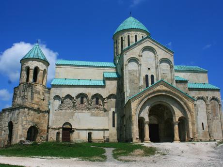 Katedrála Bagrati v gruzínském Kutaisi z 11. století