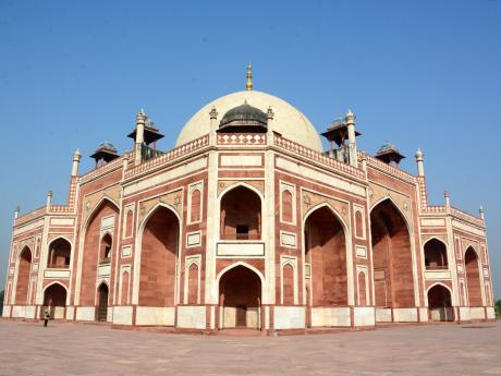 Humájúnova hrobka posloužila jako vzor pro výstavbu slavného Tádž Mahalu