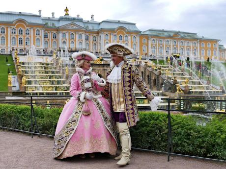 Carský palác Petrodvorec je někdy označovaný za ruské Versailles