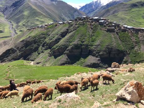 Horská vesnice Xinaliq si stále zachovává svou tradiční atmosféru