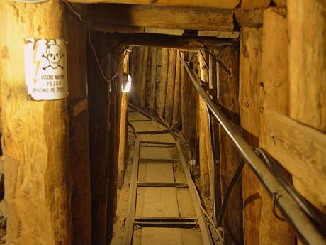 Tunel spasa spojoval za války Sarajevo se světem