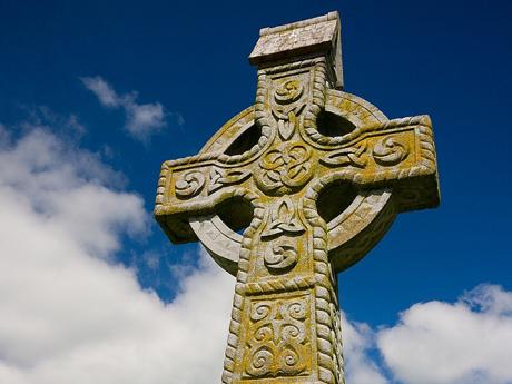 Keltské kříže patří mezi symboly Irska