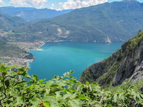 Výhled na jezero Garda