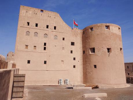 Hrad Džabrín byl využíván jako rezidence pro imáma a jeho rodinu
