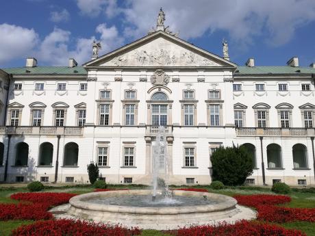 Palác Krasińských, známý také jako Palác Commonwealthu ve Varšavě 